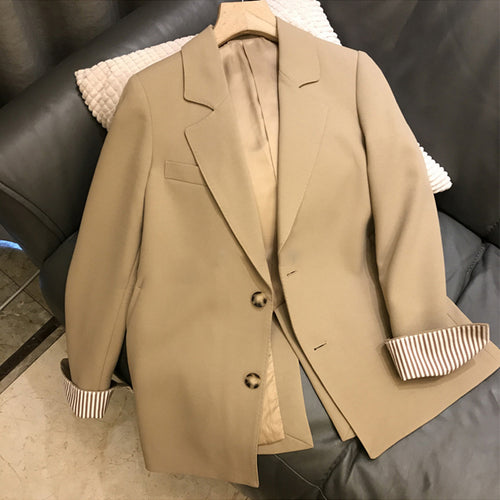 Damen Eleganter Blazer mit kontrastierenden Ärmelaufschlägen Nord Taschen