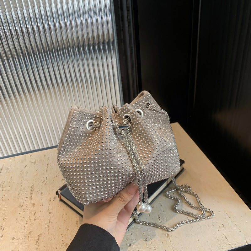 Damen elegante Beuteltasche mit glänzenden Strassdetails Nord Taschen