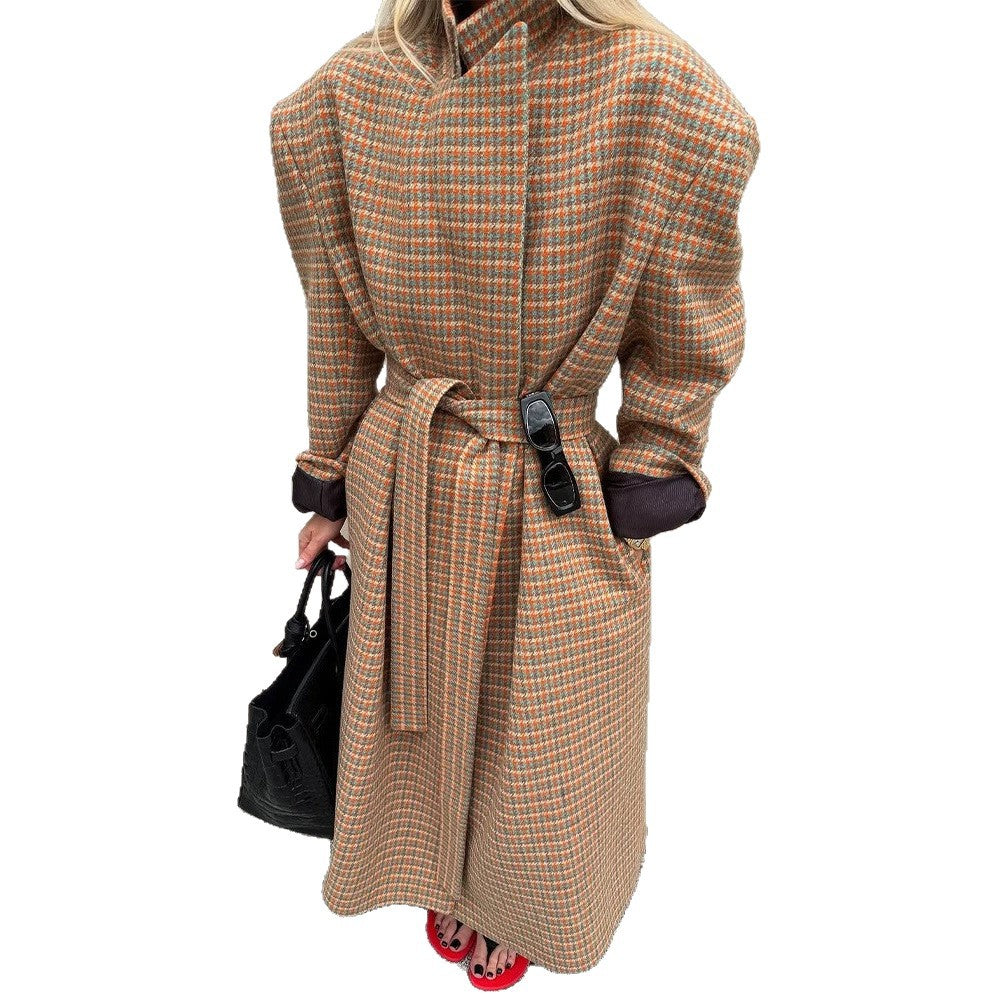Damen Oversized Woll-Karo Mantel mit Taillengürtel und betonter Schulterpartie Nord Taschen