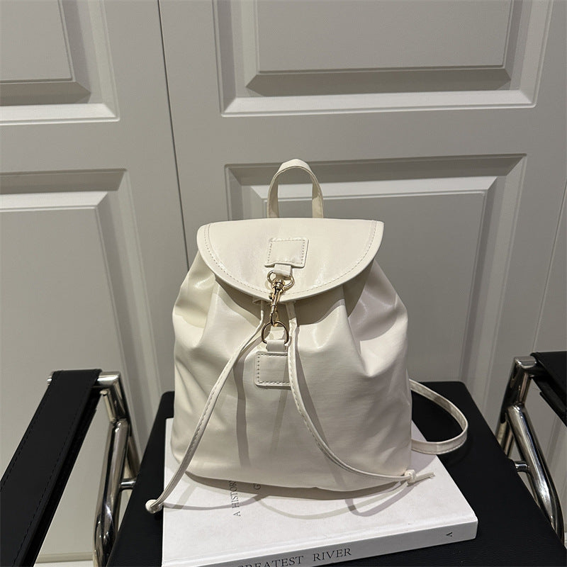 Damen Rucksackhandtasche mit elegantem Verschluss Nord Taschen