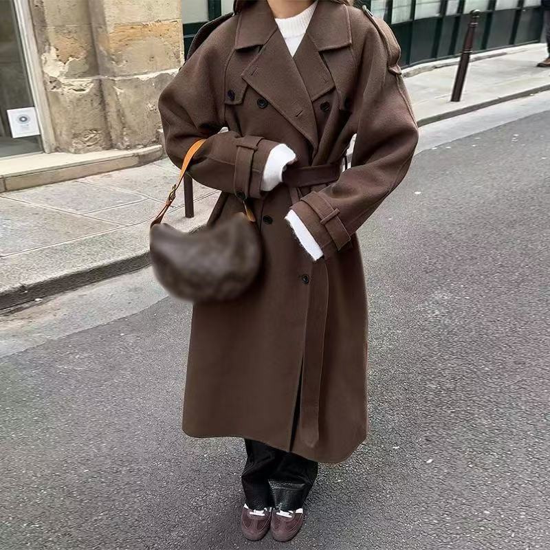 Damen 2200+ Wollmix‑Longmantel im Oversize‑Schnitt mit doppelreihiger Knopfleiste und verstellbaren Manschetten Nord Taschen