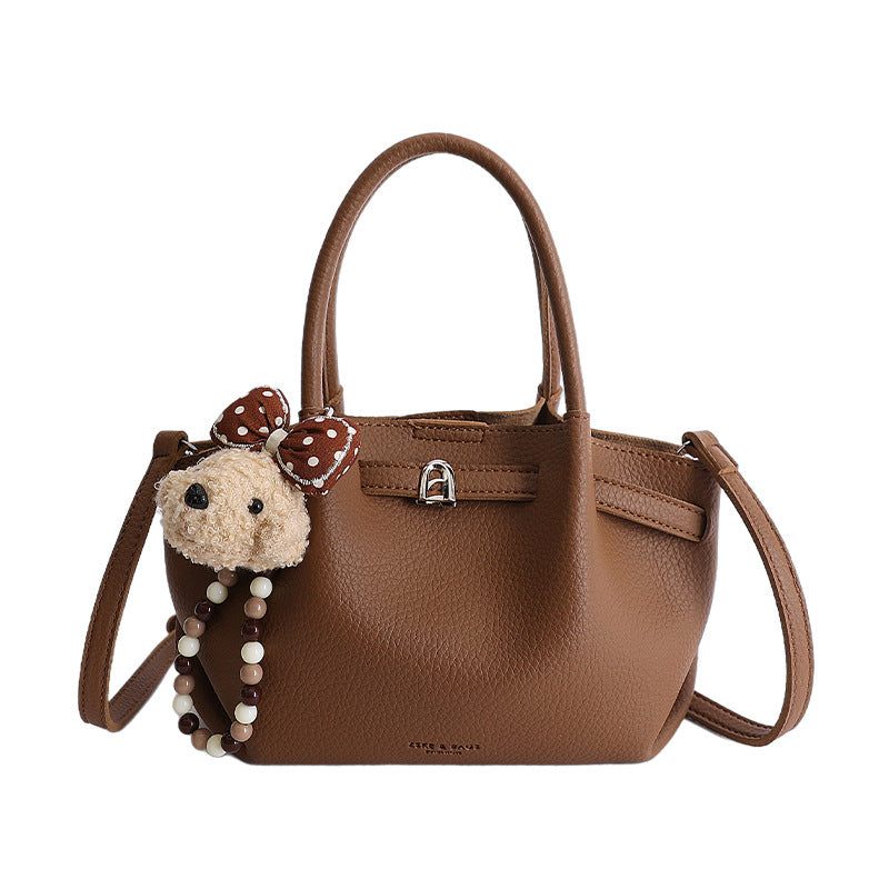 Damen Handtasche mit charmantem Tieranhänger Nord Taschen
