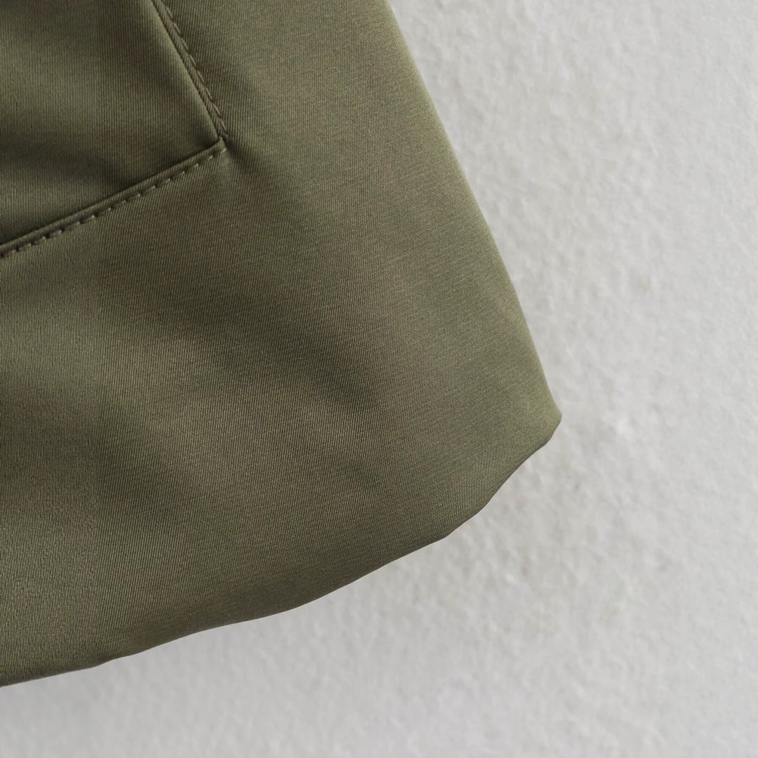 Damen Taillierte Kurz-Trenchjacke mit Bindegürtel und Schulterpatten Nord Taschen