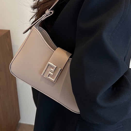 Damen modische Schultertasche mit elegantem Verschluss Nord Taschen