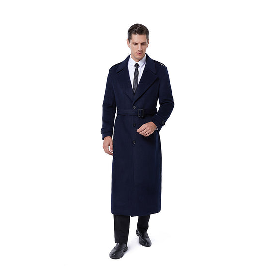 Herren Maxilanger Mantel aus Wollmix mit Bindegürtel, Epauletten und klassischem Revers Nord Taschen