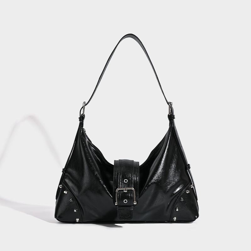 Damen Hobo-Tasche mit glänzendem Material und dekorativen Nieten Nord Taschen