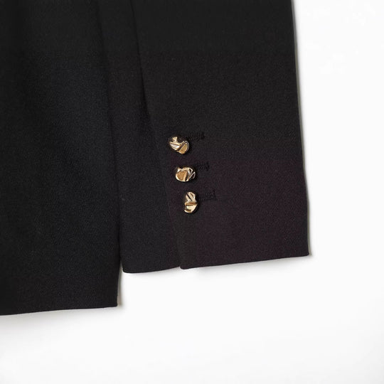 Damen Taillierter Blazer mit breitem Gürtel und goldener Ovalschließe Nord Taschen