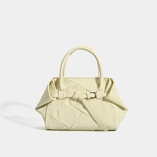 Damen Henkeltasche mit elegantem Faltendesign und luxuriösem Kettenakzent Nord Taschen