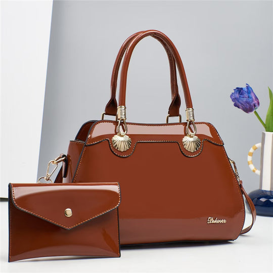 Damen Handtasche mit eleganten Goldakzenten und abnehmbarer Mini-Clutch Nord Taschen