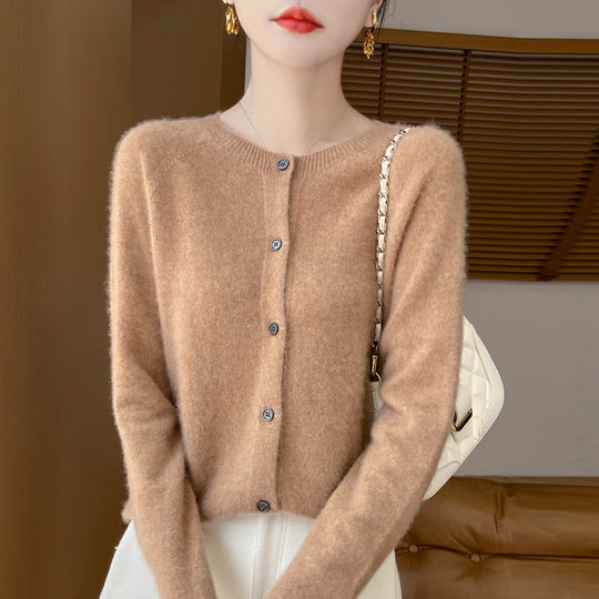 Damen Kuscheliger Kurzcardigan aus Mohair‑Mix mit feiner Schurwollstruktur und Perlmuttknopfleiste Nord Taschen