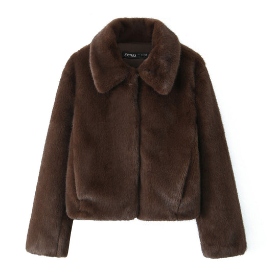 Damen Kurzjacke aus luxuriösem Kunstfell mit klassischem Hemdkragen Nord Taschen