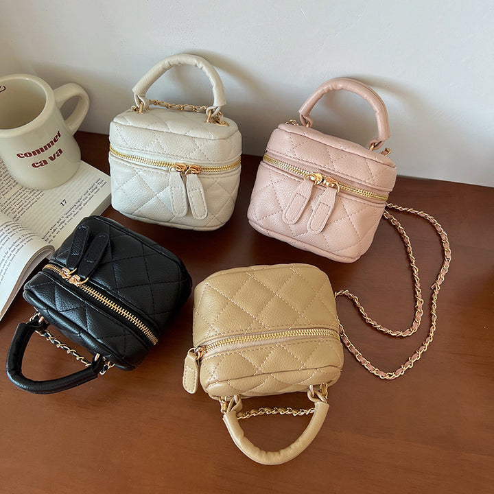 Damen elegante Mini-Tasche mit goldenen Details und praktischem Reißverschluss Nord Taschen
