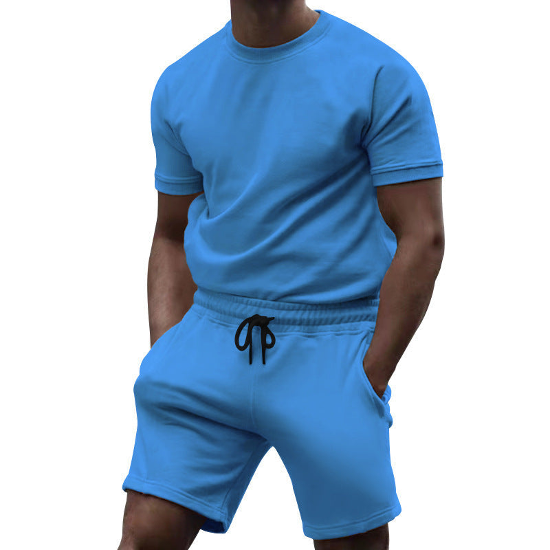 Herren Sportkombination mit kurzärmligem Oberteil und bequemen Shorts