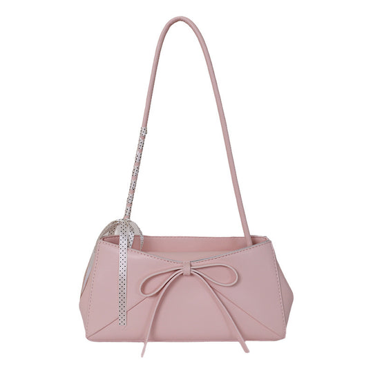 Damen elegante Umhängetasche mit dekorativem Kordelzug und buntem Anhänger Nord Taschen