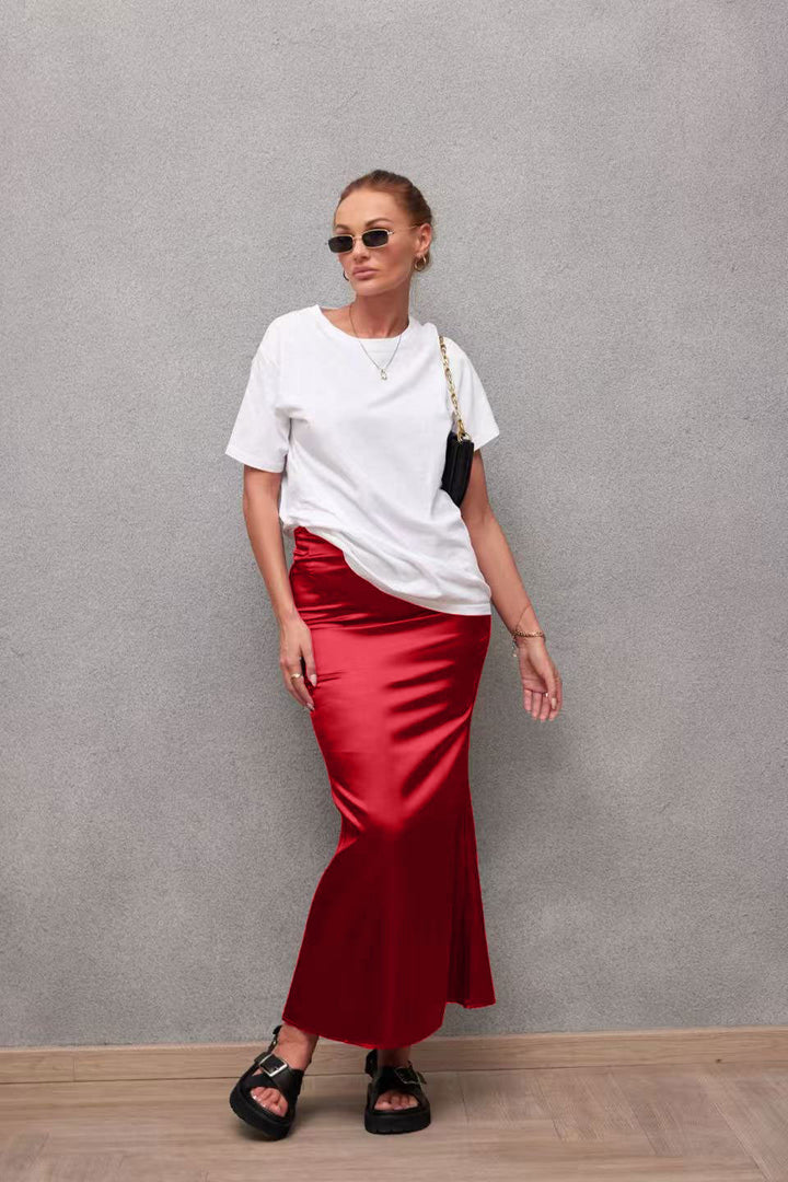 Damen Eleganter Maxirock aus glänzendem Satin mit hohem Schlitz