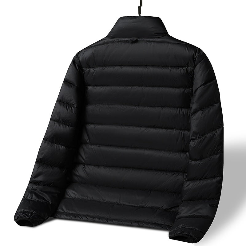 Herren Leichte ultrawarme packbare Steppjacke mit horizontaler Steppung, hohem Stehkragen und Zwei-Wege-Reißverschluss Nord Taschen