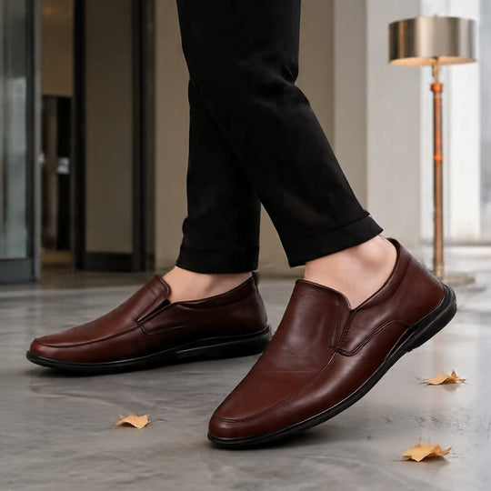 Herren Elegante Slip-On Lederslipper Nord Taschen