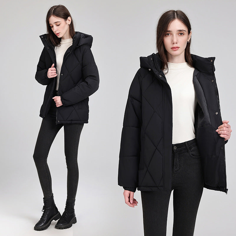 Damen nan luxuriöse kurze Pufferjacke mit integriertem Windschutzkragen und Taillengürtel Nord Taschen