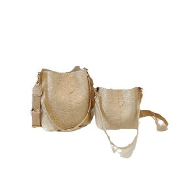 Damen-Handtasche im stilvollen Krokodil-Look mit verstellbarem Schulterriemen | Nord Taschen