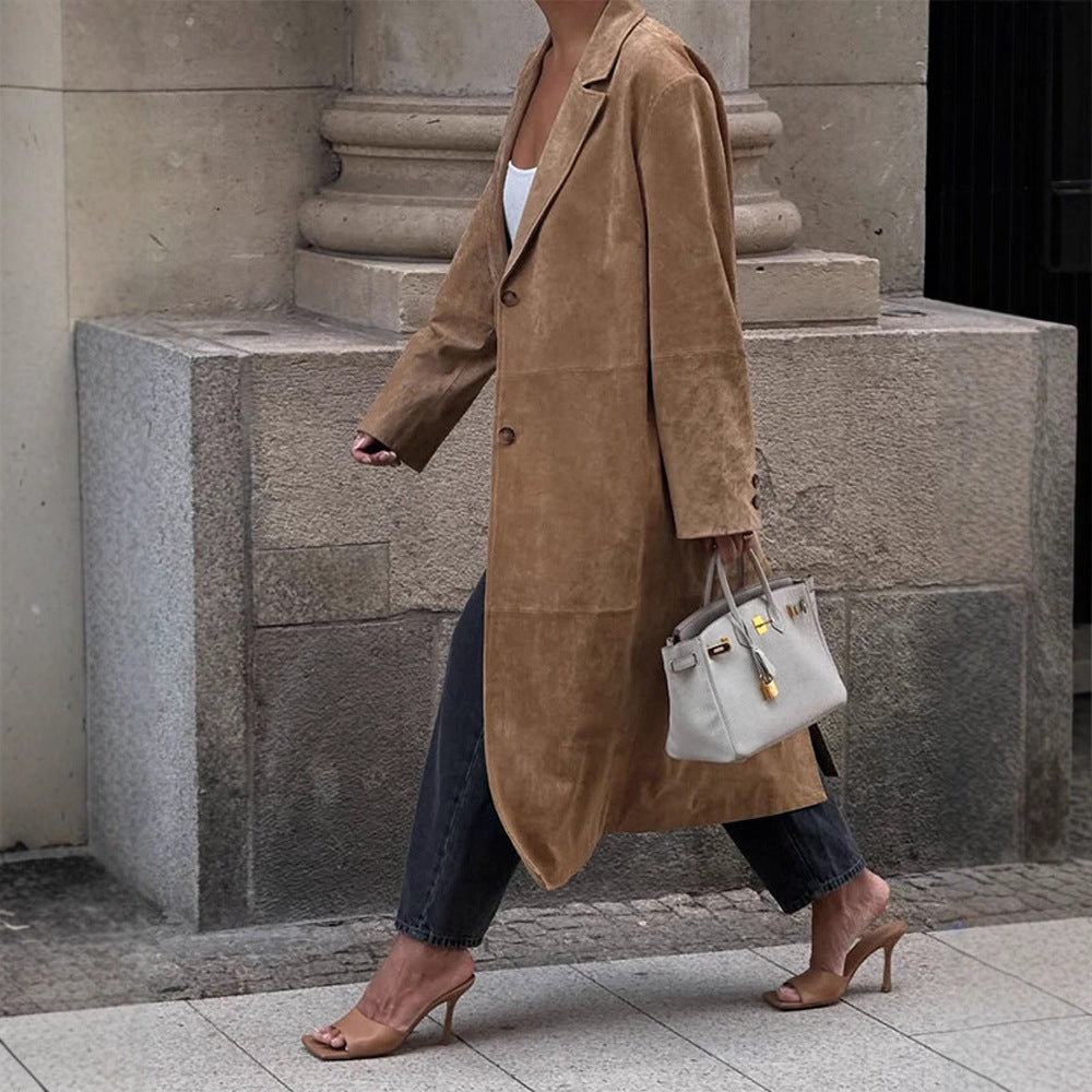 Damen Langmantel aus Veloursleder‑Optik mit schmalem Revers und cleanem Schnitt Nord Taschen