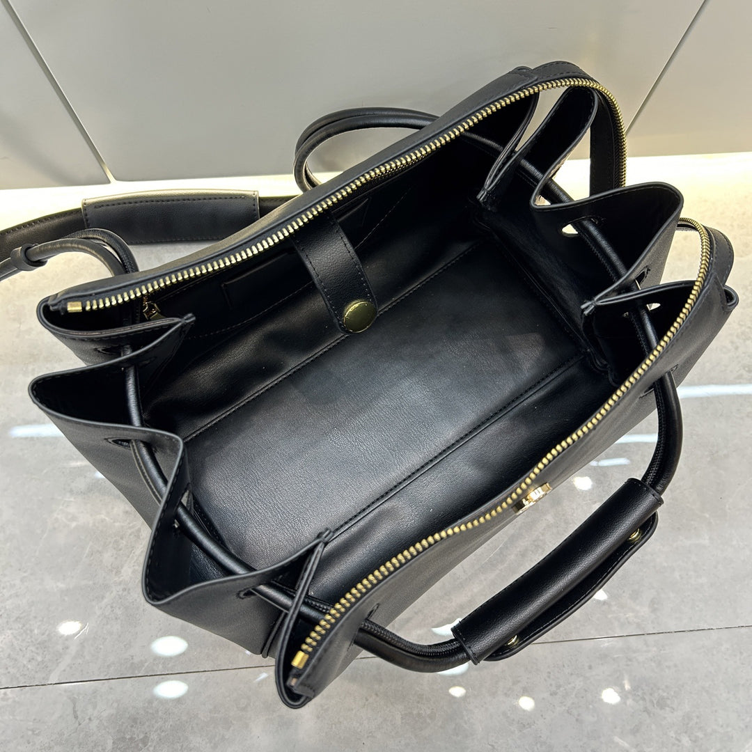 Damen praktische City-Handtasche mit elegantem Reißverschluss Nord Taschen