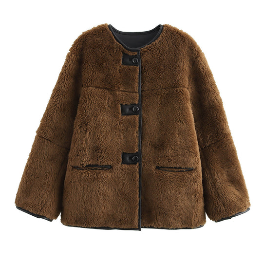 Damen Boxy-Teddyjacke im Faux-Shearling mit Rundhals, Knopfverschluss und Lederpaspeln Nord Taschen