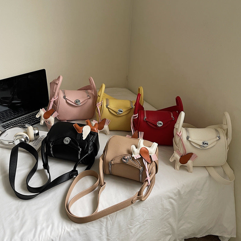 Damen Handtasche mit verspieltem Pferdemotiv Nord Taschen
