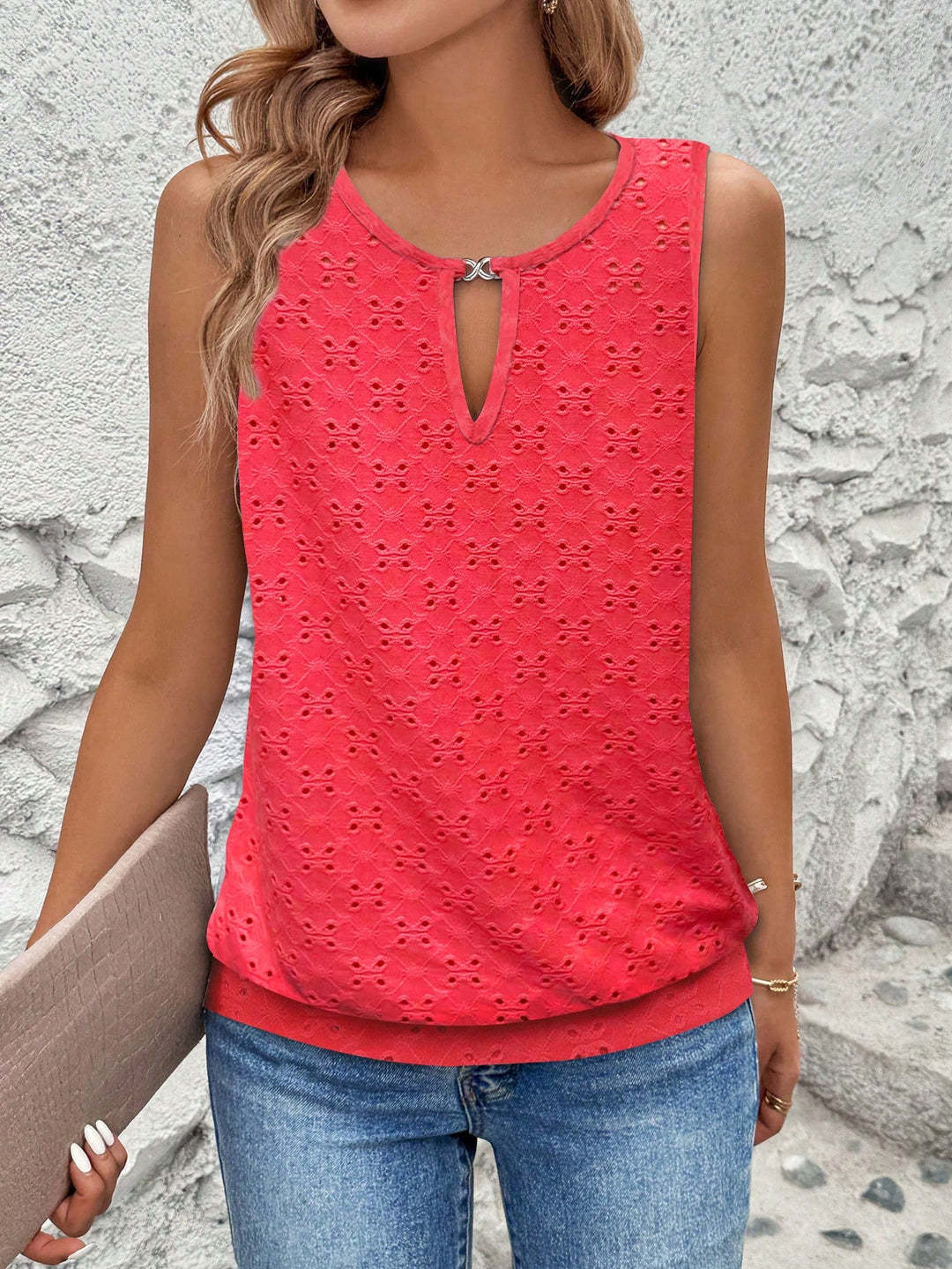 Damen luftiges Tanktop mit dekorativem Ausschnitt und feiner Struktur