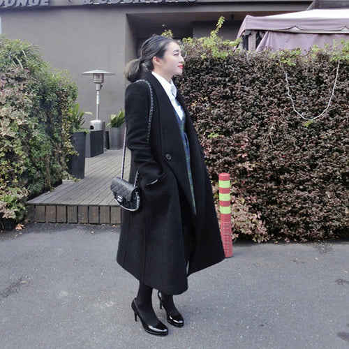 Damen Midilanger taillierter Wollmix-Longcoat mit Schalkragen, Eingrifftaschen und dezenten Zierknöpfen Nord Taschen