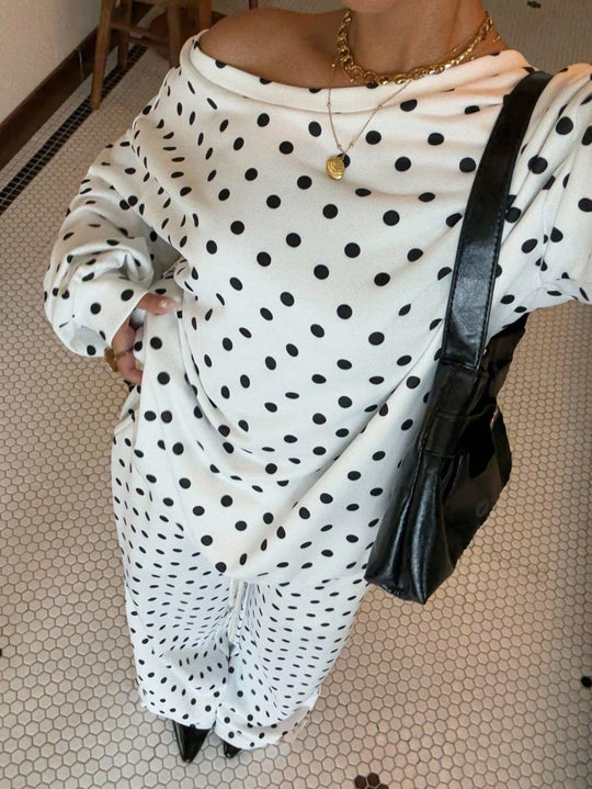 Damen Polka-Dot Lounge-Set mit Off-Shoulder-Oberteil und weiter Bundhose Nord Taschen