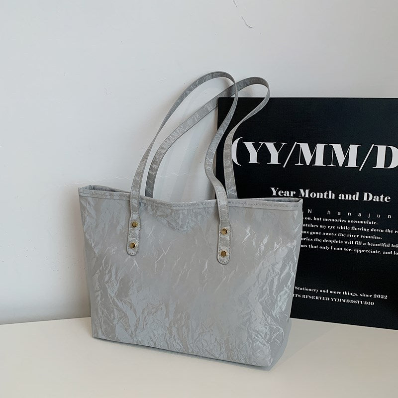 Damen elegante Tragetasche mit strukturiertem Design und modischen Akzenten Nord Taschen