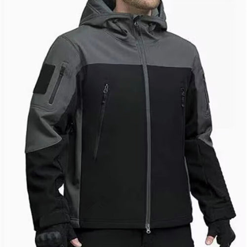 Herren Softshell-Outdoorjacke mit taktischer Ärmeltasche, verstellbarer Kapuze und wasserabweisender Membran Nord Taschen