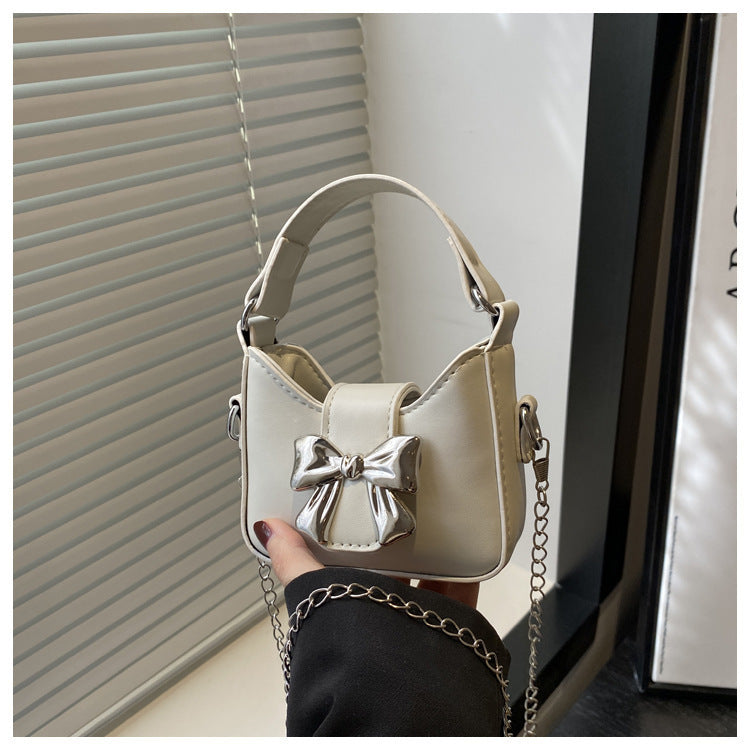 Damen charmante Handtasche mit verspieltem Schleifenakzent Nord Taschen