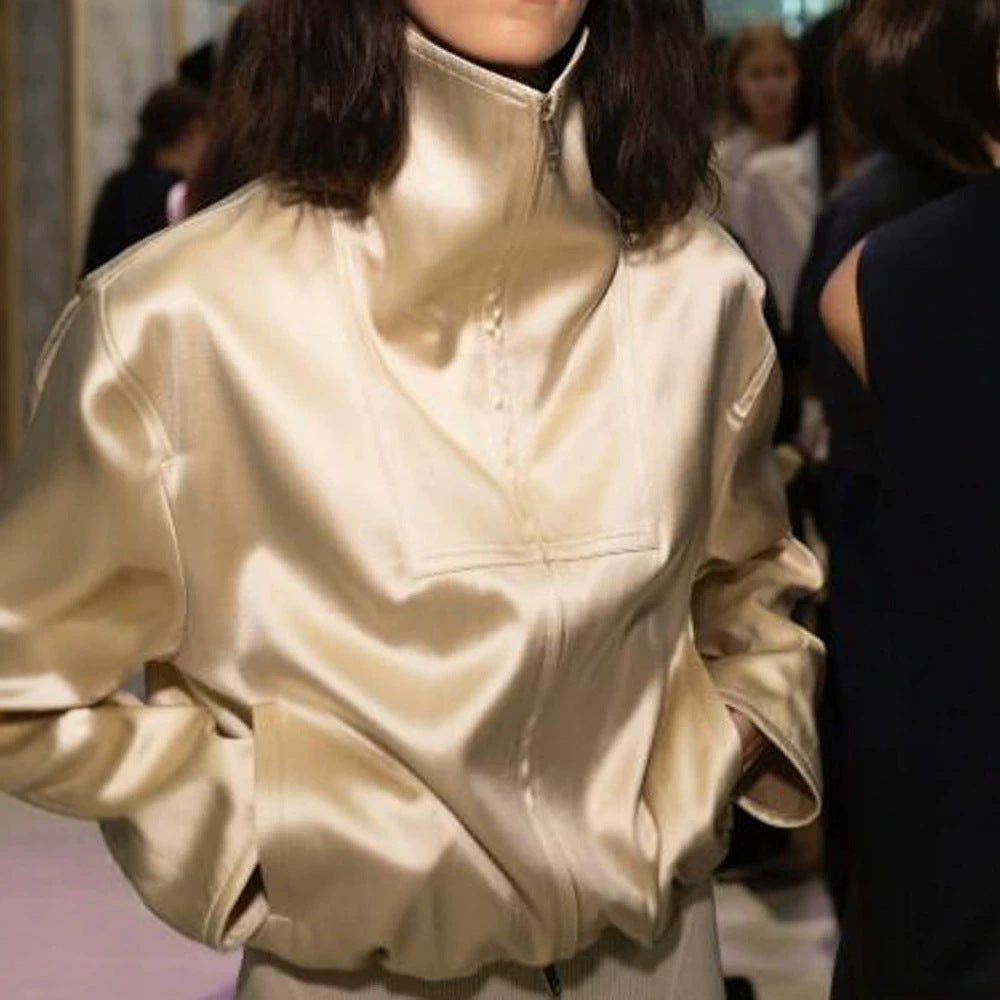 Damen Oversized Satin-Bomberjacke mit hohem Stehkragen, Halbreißverschluss und Gummizugsaum Nord Taschen