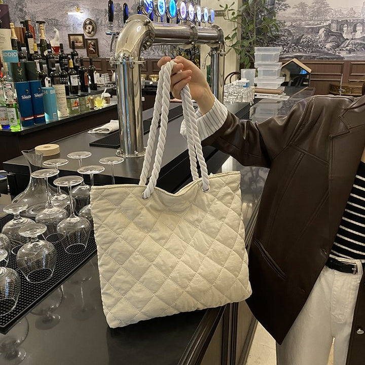 Damen praktische und stylische Tragetasche Nord Taschen
