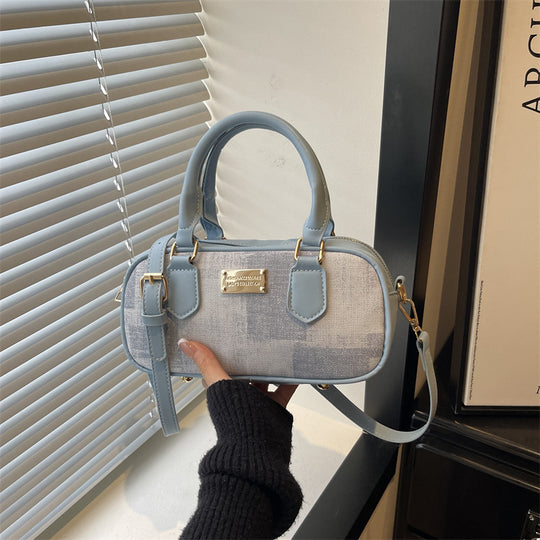 Damen Umhängetasche mit elegantem Tragegriff und hochwertiger Verarbeitung Nord Taschen