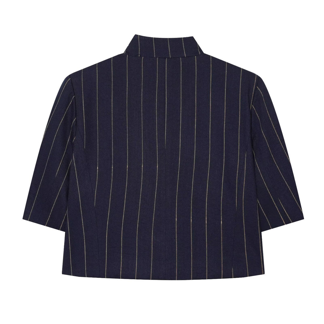 Damen Kurzblazer im Boxy-Cut mit Stehkragen und Nadelstreifen Nord Taschen