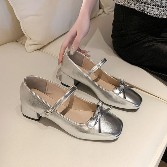Damen Ballerinas mit praktischem Riemchen und modischem Glanzverschluss