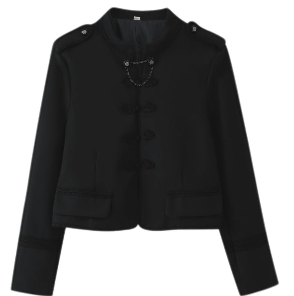Damen 300+ taillierte Cropped‑Militärblazerjacke mit Stehkragen, Schulterpatten und dekorativen Froschverschlüssen Nord Taschen