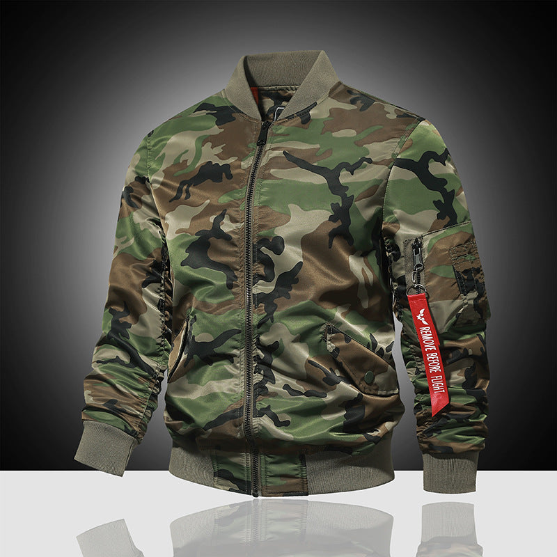 Herren militärisch inspirierte Bomberjacke mit Camouflage, Ärmeltasche und Rippbündchen Nord Taschen