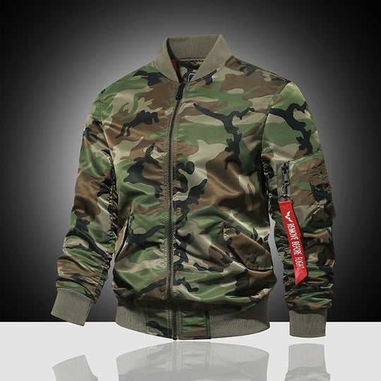 Herren militärisch inspirierte Bomberjacke mit Camouflage, Ärmeltasche und Rippbündchen Nord Taschen