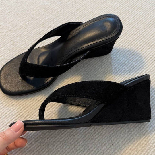 Damen Wedgesandalen mit komfortablem Fußbett und modischem Design