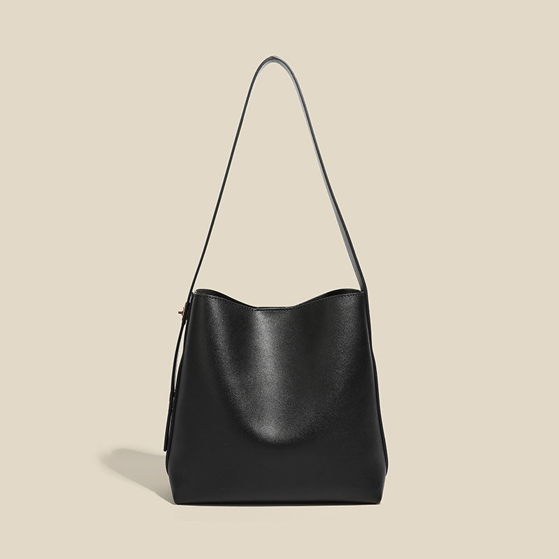 Damen Hobo-Tasche mit elegantem, geschwungenem Design und praktischen Innenfächern Nord Taschen