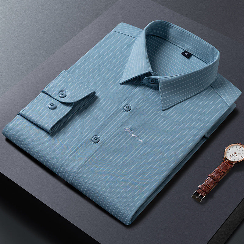 Herren Klassisches gestreiftes Business‑Hemd aus Baumwollmix mit Kentkragen und Brustlogo Nord Taschen