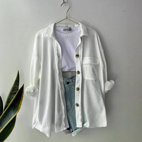 Damen Oversized Cordhemdjacke aus Breitcord mit Brusttasche und Holzknöpfen Nord Taschen