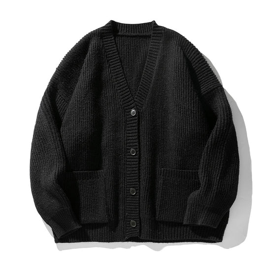 Unisex Oversize Strickcardigan mit V‑Ausschnitt, Knopfleiste und aufgesetzten Taschen Nord Taschen