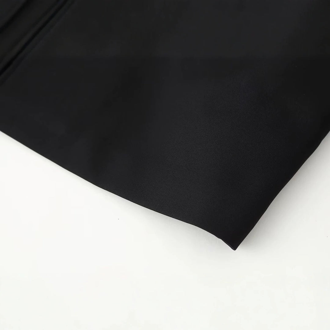 Damen Kurze uniforminspirierte Jacke mit Stehkragen und dekorativen Kordel‑Applikationen Nord Taschen