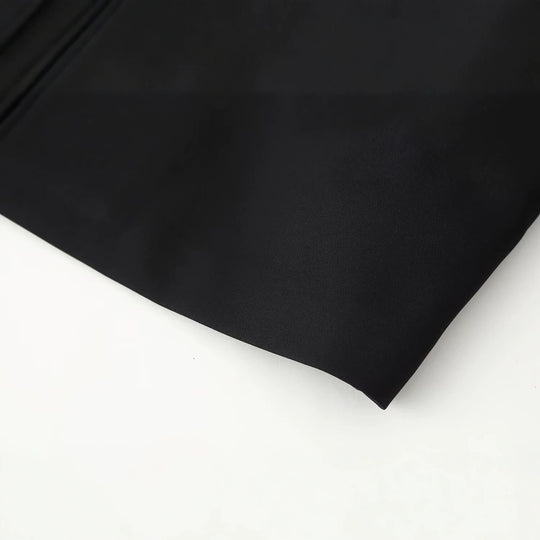 Damen Kurze uniforminspirierte Jacke mit Stehkragen und dekorativen Kordel‑Applikationen Nord Taschen