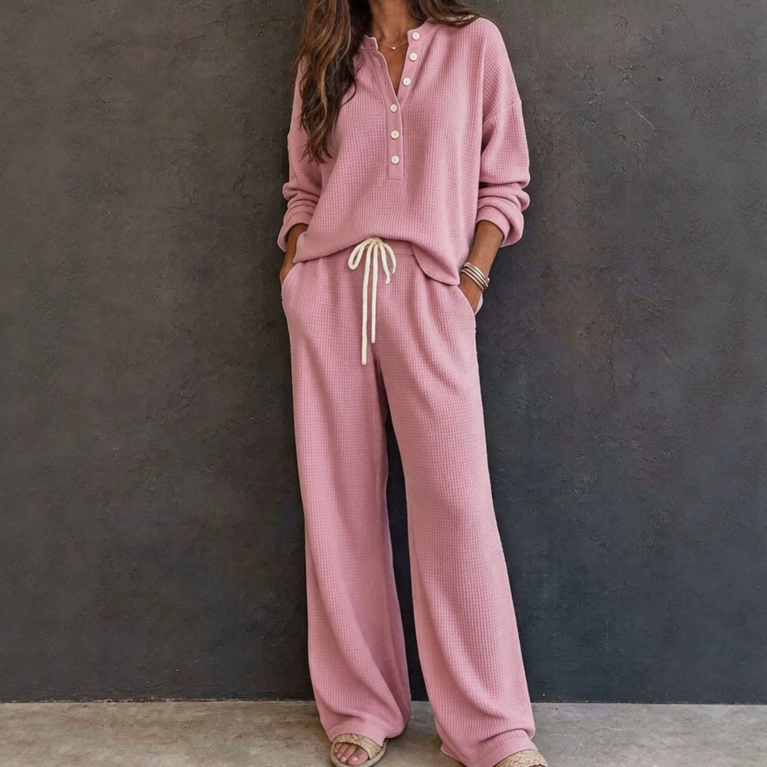 Damen Waffelstrick-Loungewear-Set mit Henley-Oberteil und weiter Kordelbundhose Nord Taschen
