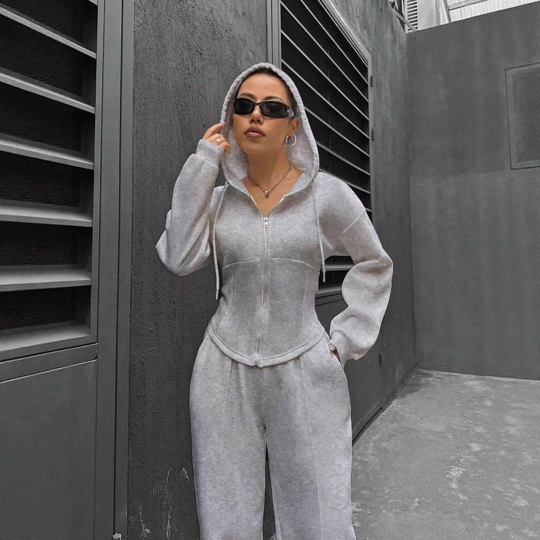Damen Loungewear-Set mit taillierter Kapuzenjacke und weiter Fleece-Joggingshose Nord Taschen